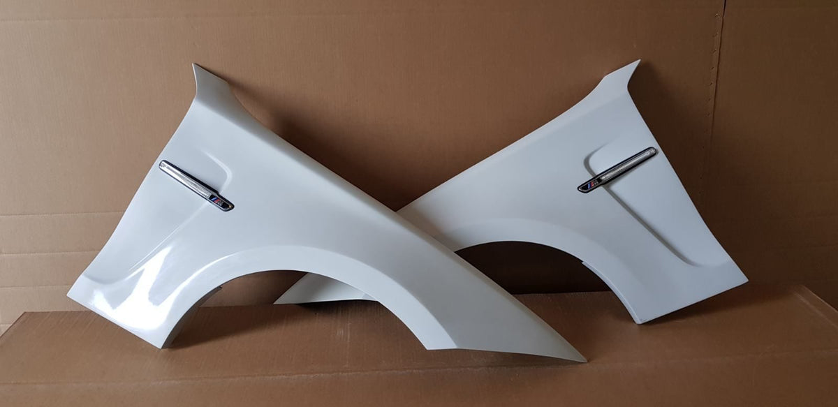 Ailes avant M1 pour BMW Serie 1 Coupé E81 E82 E87 E88 ( 07-11 ) look M1 - MS accessoires Auto