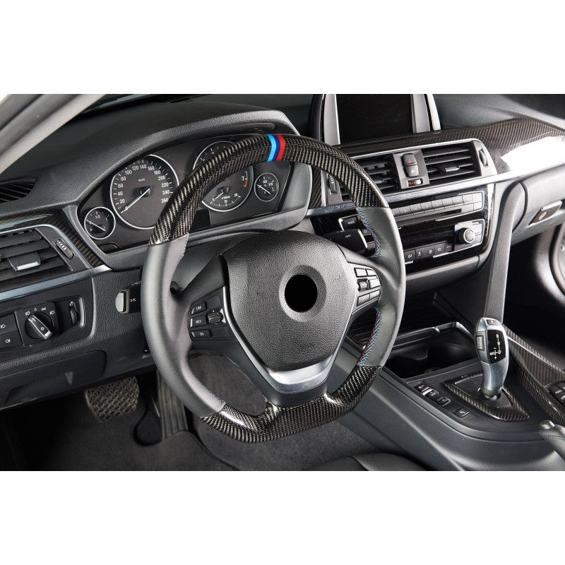 Volant en fibre de carbone pour BMW F30 / F31 / F32 / F33 / F36 - MS accessoires Auto